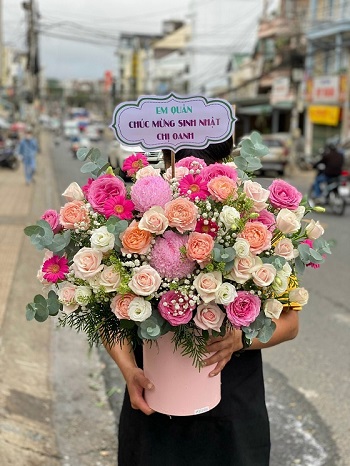 Hoa Giỏ Chúc Mừng